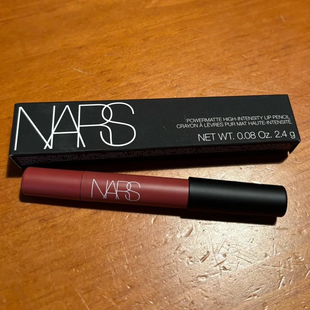 NARS Powermatte High-intensity Lip Pencil Walkyrie